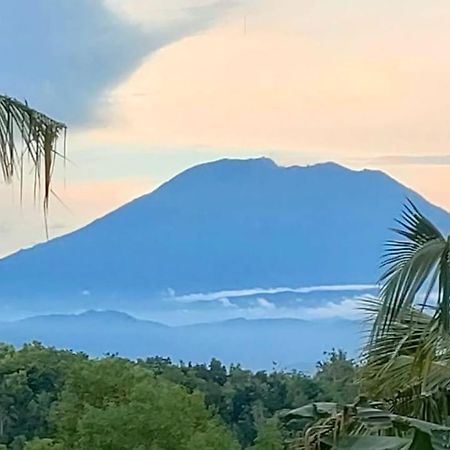 Villa Ume Tenang Nusa Penida Buitenkant foto